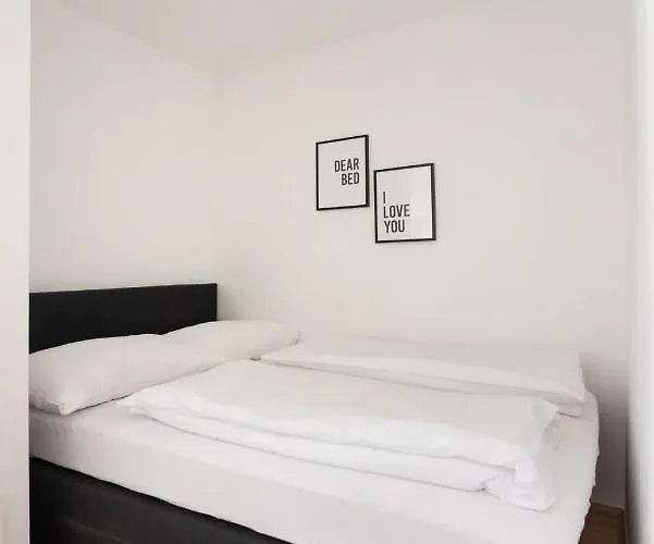 Apartment Modern, Bright -close To The Center In A Quiet Area *