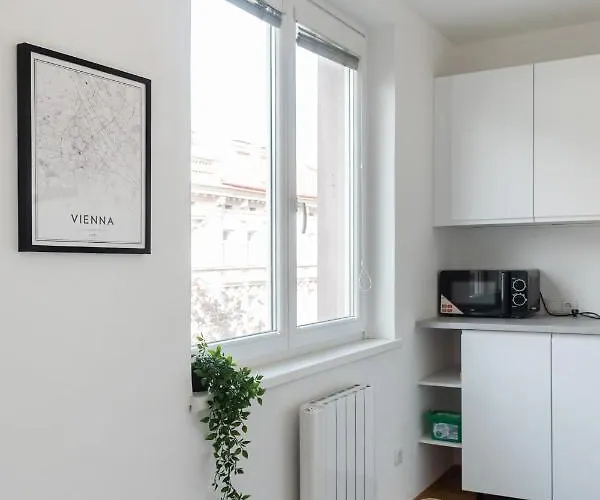 Modern, Bright -close To The Center In A Quiet Area Apartment Vienna